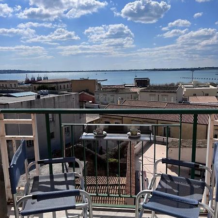 Marconi Sea View Apartments Сиракуза Екстериор снимка