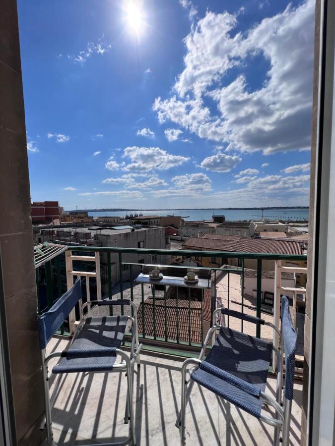 Marconi Sea View Apartments Сиракуза Екстериор снимка